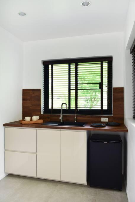 Bungalow Khao Lak Exteriör bild