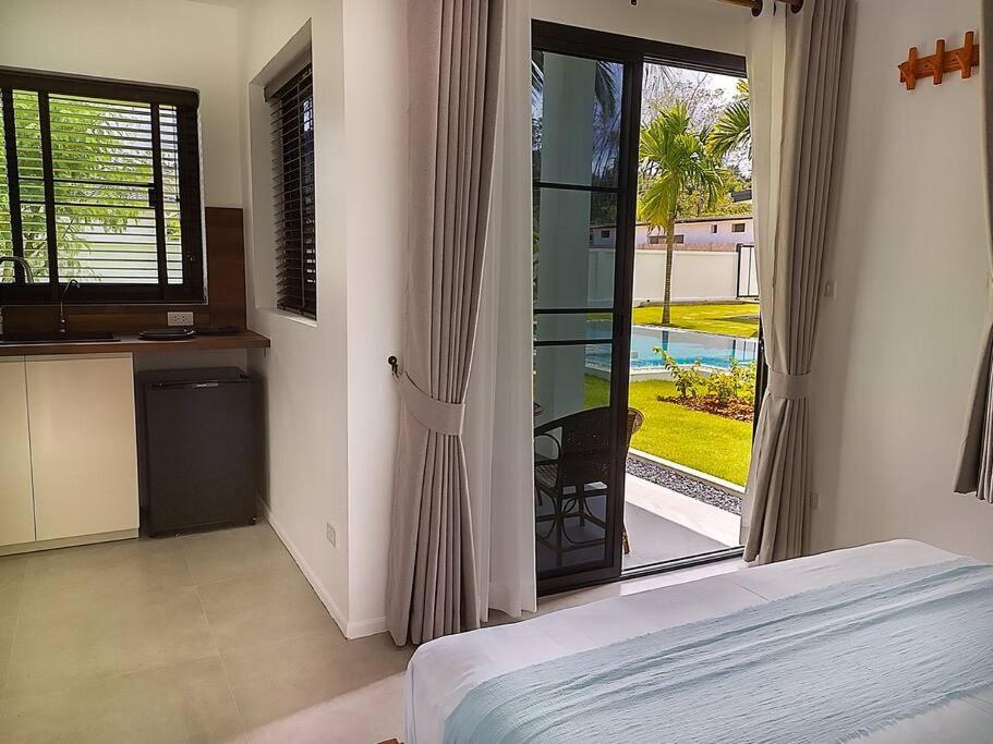 Bungalow Khao Lak Exteriör bild